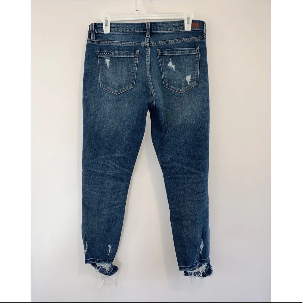 COPY - SOUTH MOON UNDER Cropped Girlfriend Jeans - Picture 5 of 15